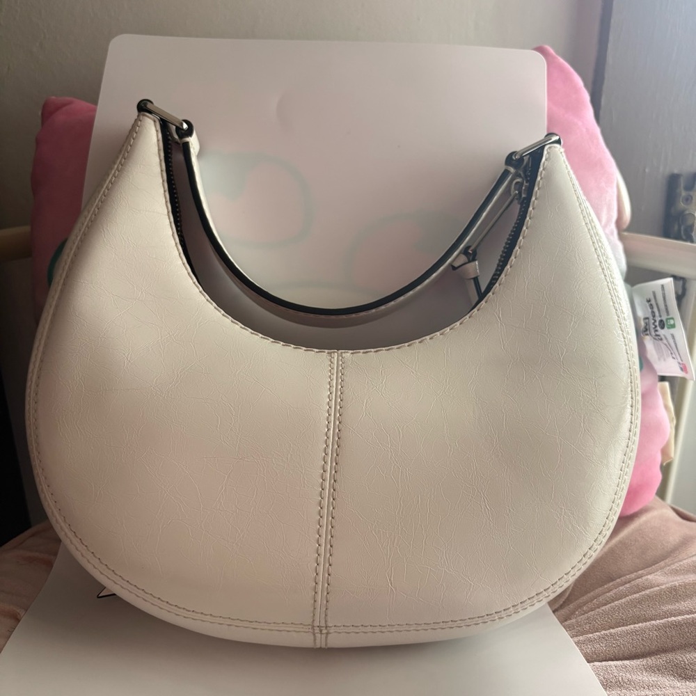 Marc Jacobs White Shoulder Bag with Silver Hardware - Picture 3 of 6